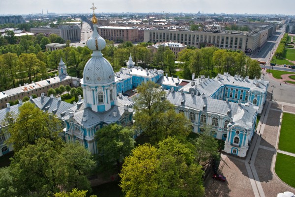 Вид на Суворовский проспект и улицу Шпалерная